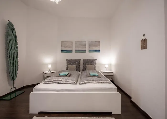 Apartment Altstadtwohnung Mit Tollem Balkon In Prima Lage Mit 4 Schlafplätzen